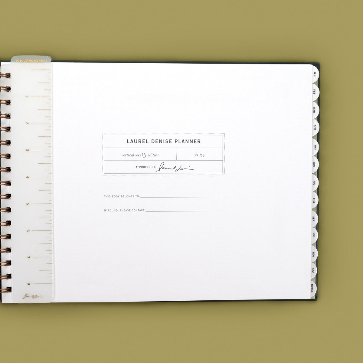 2024 Vertical Weekly Planner, Evergreen